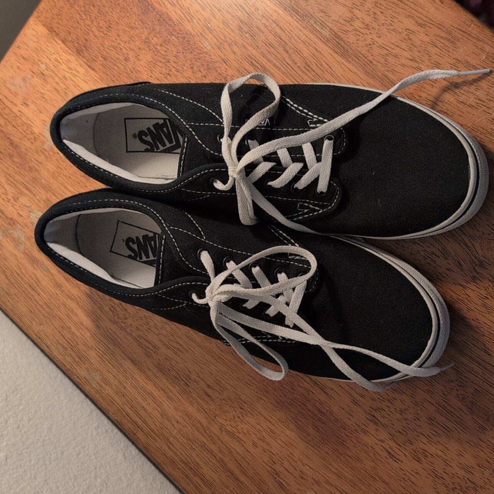 Vans Era